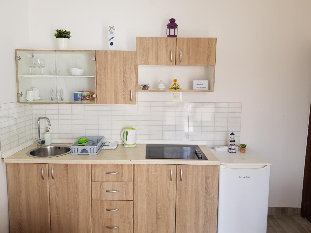 Apartments Dora And Tonka Krk Porat  Exterior photo