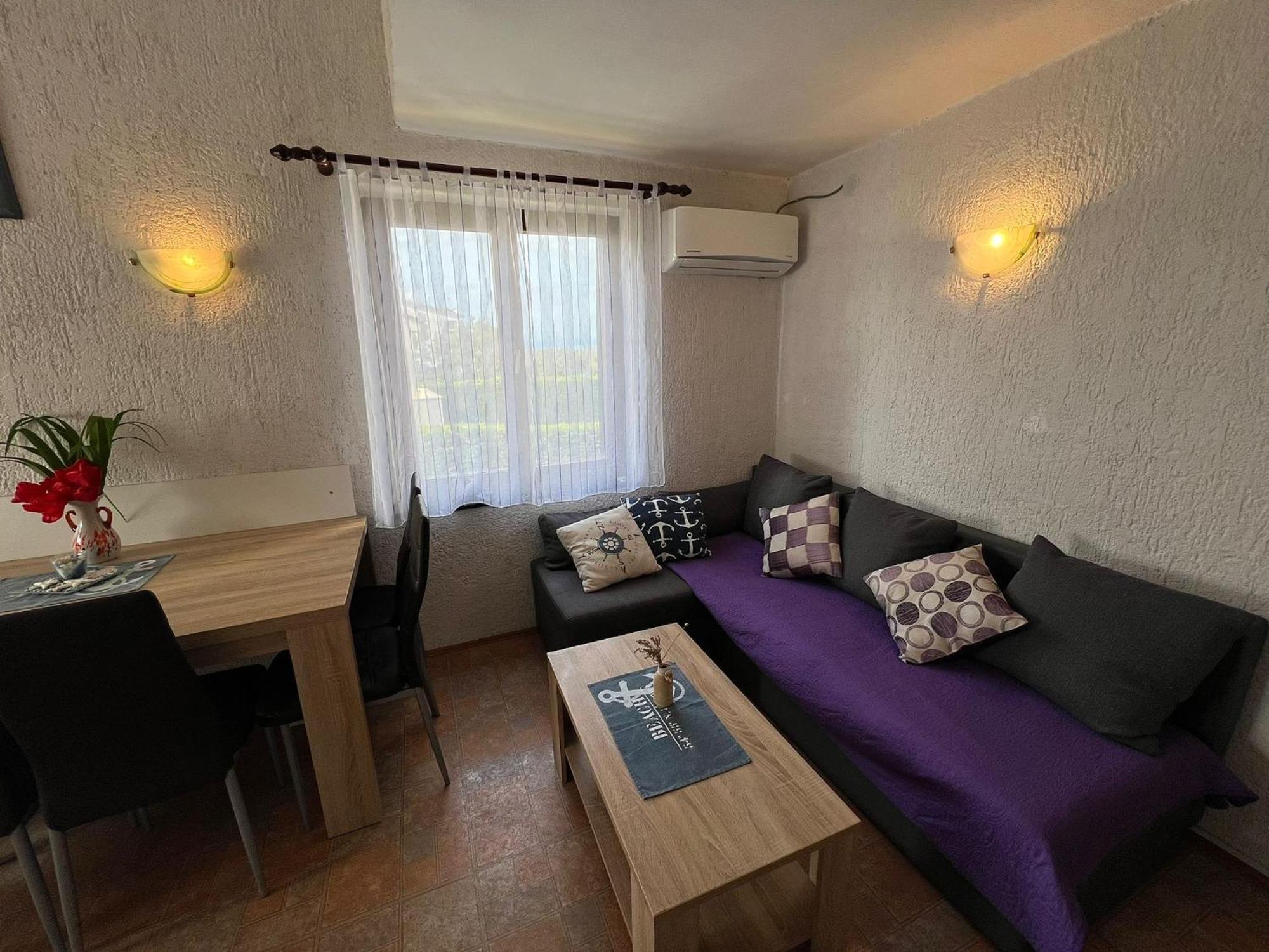 Apartments Dora And Tonka Krk Porat  Exterior photo