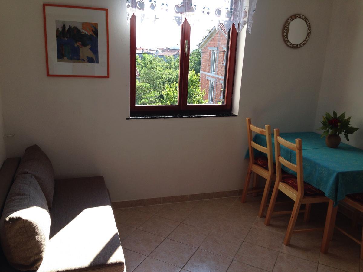 Apartments Dora And Tonka Krk Porat  Exterior photo